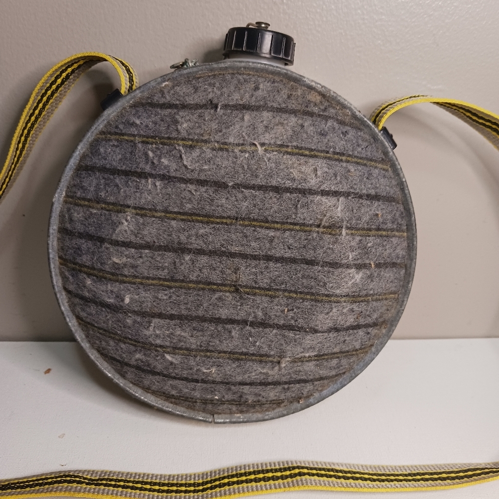 Vintage Oasis 2 QT galvanized wool covered canteen